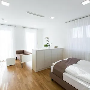 Hotel Shome, Graz