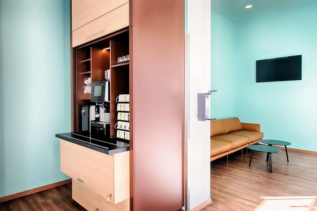 B&B Hotel Graz Hbf 2*,